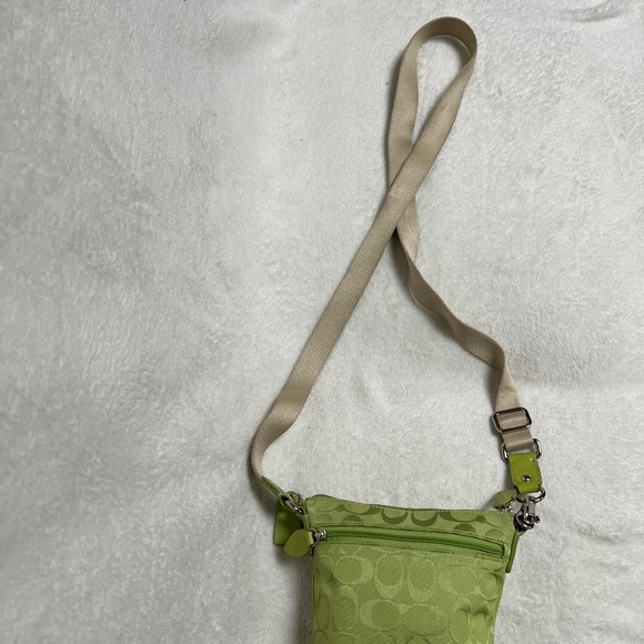 Coach Crossbody Bag - Picture 3 of 4